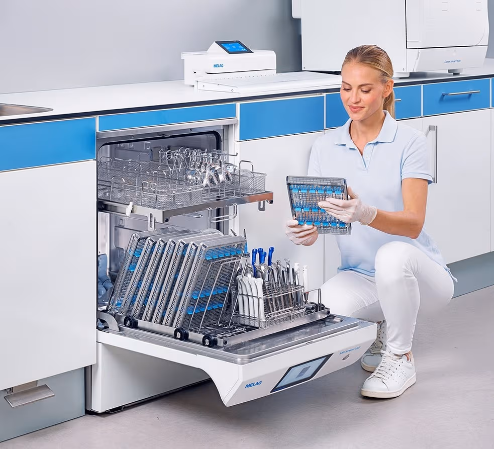 Mașină de spălare dezinfectare MELAtherm® 10